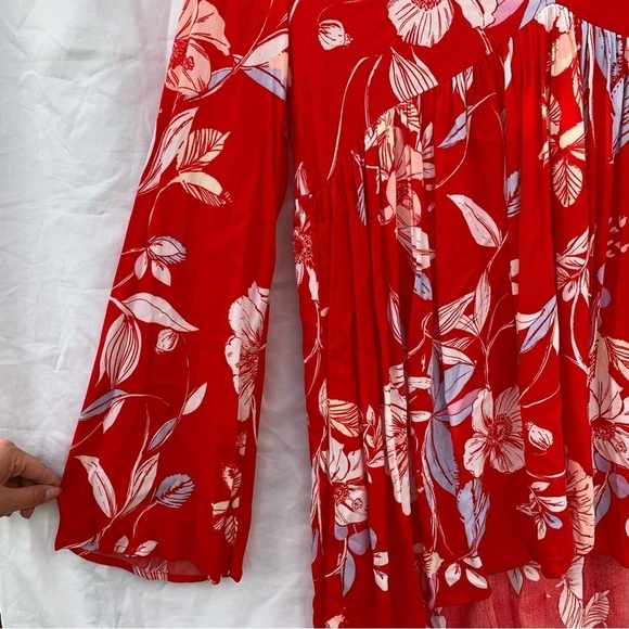 Free People Bella Red Floral Print Bohemian Flowy Tropical Tunic - Picture 9 of 10